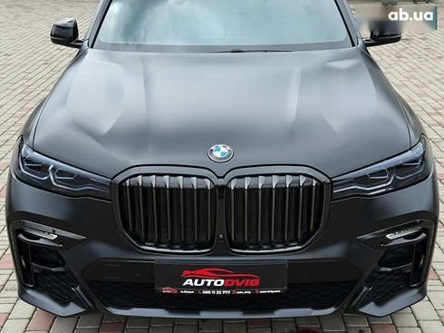 BMW X7 2021 - фото 11