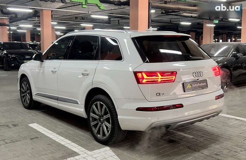 Audi Q7 2018 - фото 9