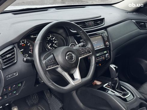 Nissan Rogue 2017 серый - фото 16