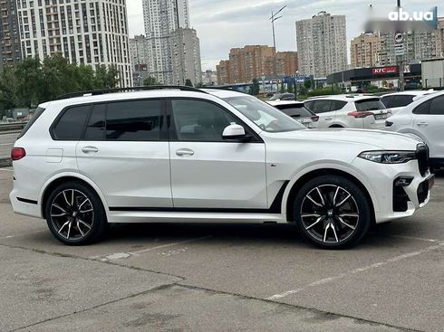 BMW X7 2022 - фото 16