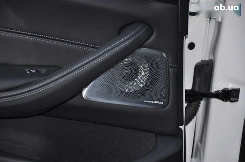 BMW M5 2022 - фото 29
