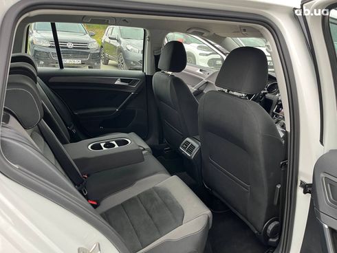 Volkswagen Golf 2020 белый - фото 29