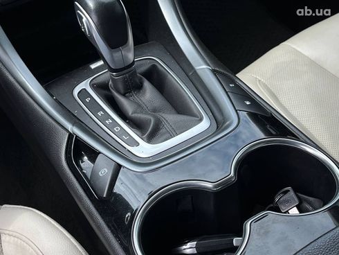 Ford Fusion 2015 синий - фото 17