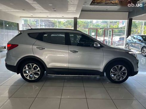 Hyundai Santa Fe 2013 - фото 4