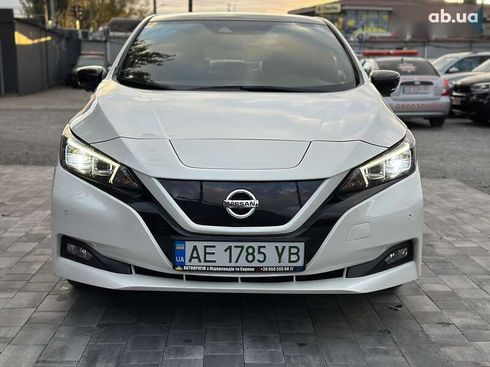 Nissan Leaf 2018 - фото 17