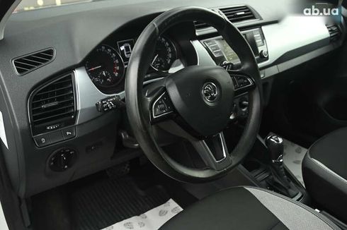 Skoda Fabia 2015 - фото 15