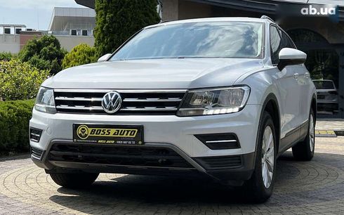 Volkswagen Tiguan 2017 - фото 2