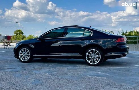 Volkswagen Passat 2018 - фото 7