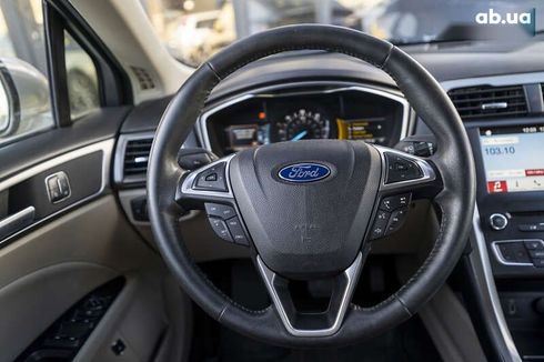 Ford Fusion 2016 - фото 27