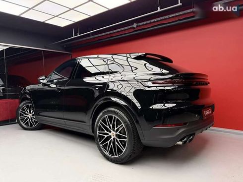 Porsche Cayenne Coupe 2025 - фото 20