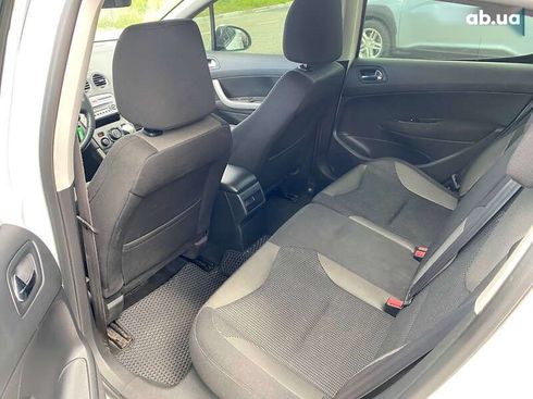 Peugeot 308 2012 - фото 11