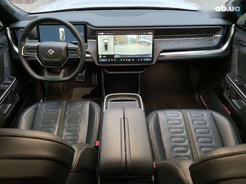 Rivian R1S 2023 - фото 28