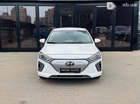 Hyundai IONIQ Electric 2021 - фото 2