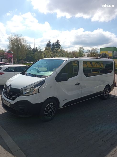 Renault Trafic 2015 белый - фото 6