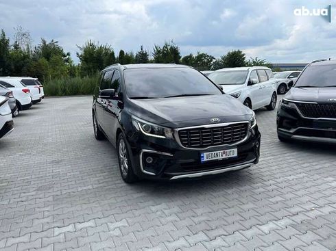 Kia Carnival 2018 - фото 4
