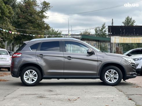 Peugeot 4008 2012 коричневый - фото 2