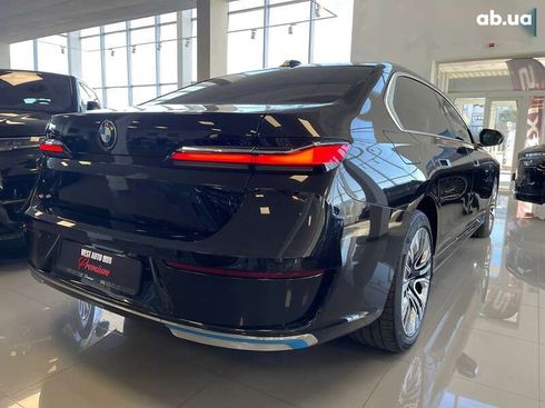 BMW i7 2023 - фото 7