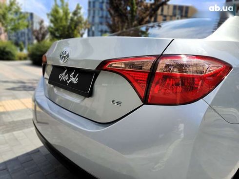 Toyota Corolla 2019 - фото 17