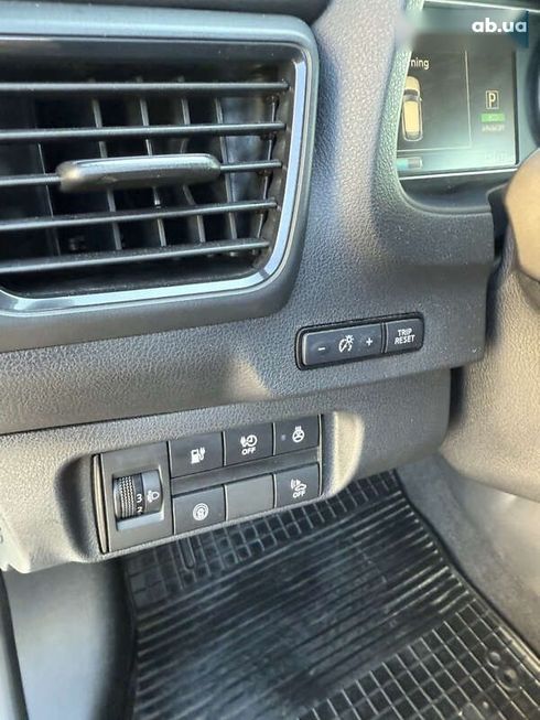 Nissan Leaf 2019 - фото 20