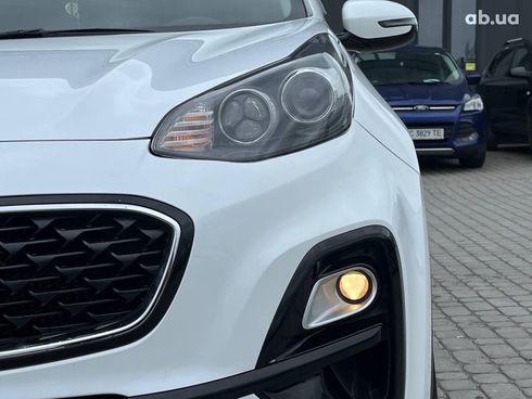 Kia Sportage 2018 белый - фото 3