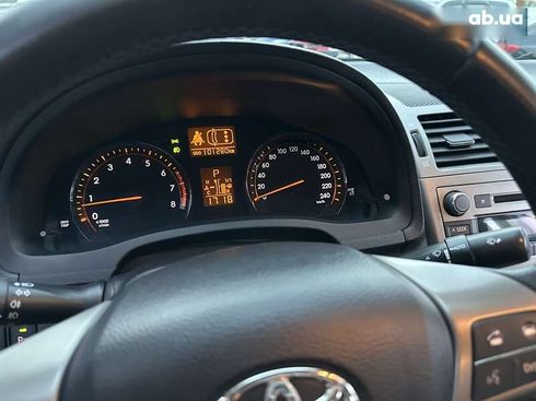 Toyota Avensis 2011 - фото 21