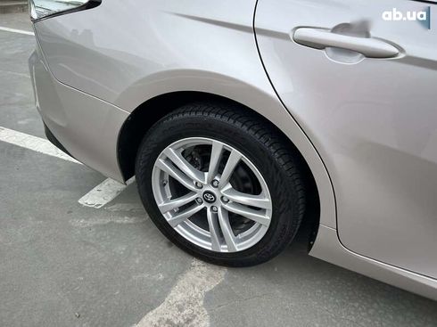 Toyota Camry 2019 - фото 14