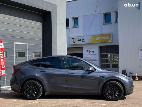 Tesla Model Y 2022 - фото 11