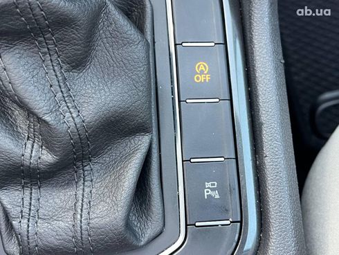Volkswagen Tiguan 2018 черный - фото 30
