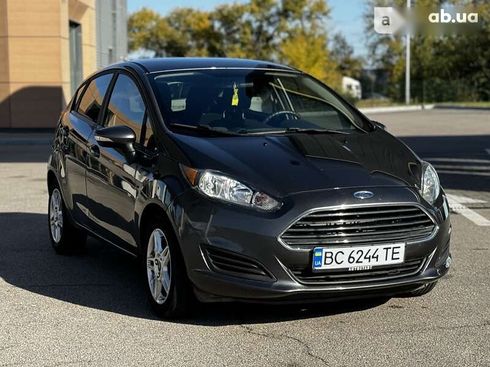 Ford Fiesta 2019 - фото 12