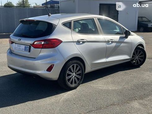 Ford Fiesta 2019 - фото 5