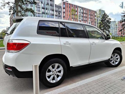 Toyota Highlander 2012 - фото 22