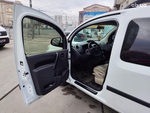 Renault Kangoo 2013 белый - фото 15