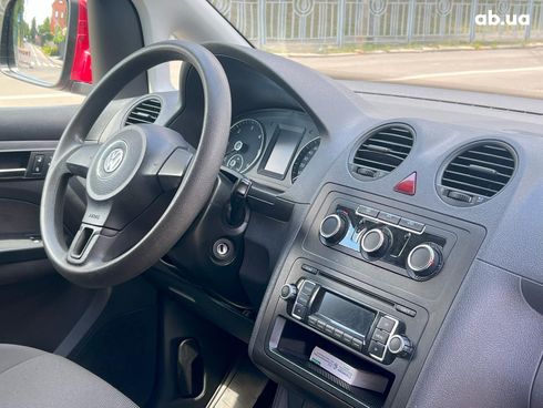 Volkswagen Caddy 2012 красный - фото 23