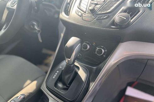 Ford Escape 2016 - фото 29