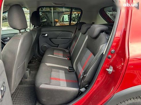 Renault Sandero 2019 - фото 10