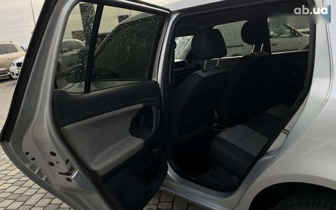 Skoda Fabia 2010 - фото 22