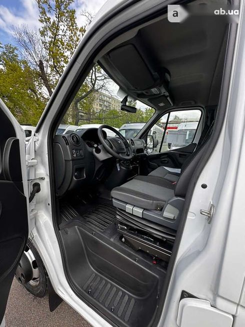 Renault Master 2019 - фото 15