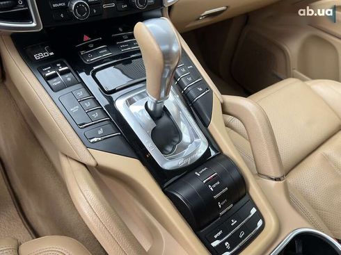 Porsche Cayenne 2012 - фото 19