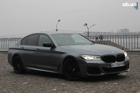BMW 5 серия 2019 - фото 7