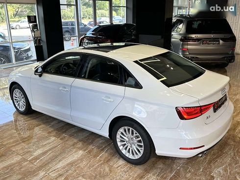 Audi A3 2016 - фото 13