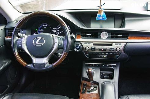 Lexus ES 2015 - фото 13