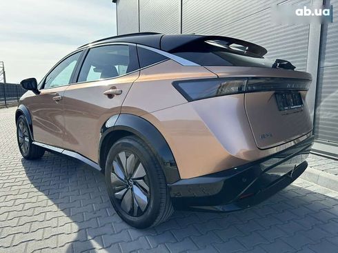 Nissan Ariya 2022 - фото 7