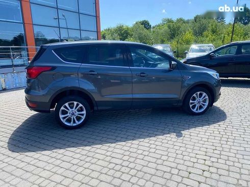 Ford Escape 2018 - фото 8