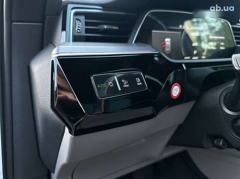 Audi E-Tron 2019 - фото 26