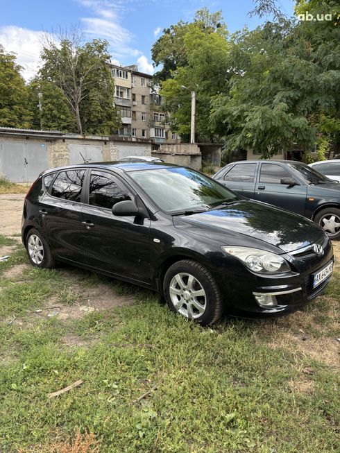 Hyundai i30 2009 черный - фото 4