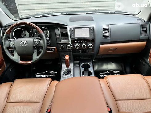 Toyota Sequoia 2021 - фото 14