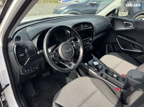 Kia Soul EV 2020 - фото 11