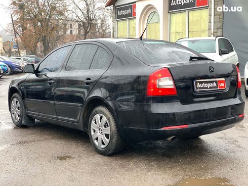 Skoda Octavia 2010 черный - фото 7