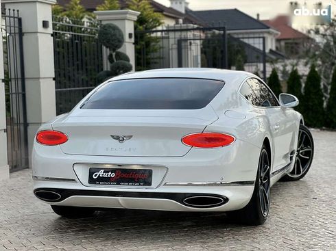 Bentley Continental GT 2019 - фото 16