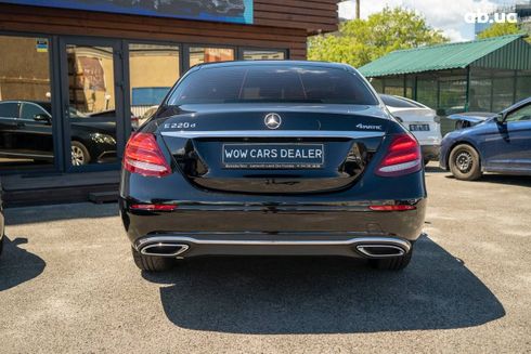 Mercedes-Benz E-Класс 2017 - фото 3